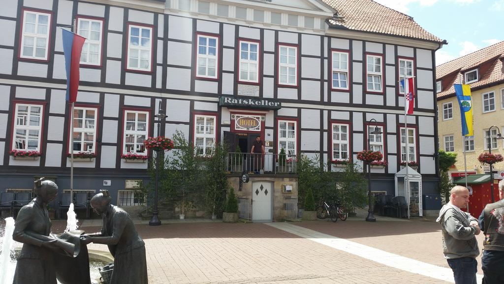 Hotel Ratskeller 吕肖 外观 照片